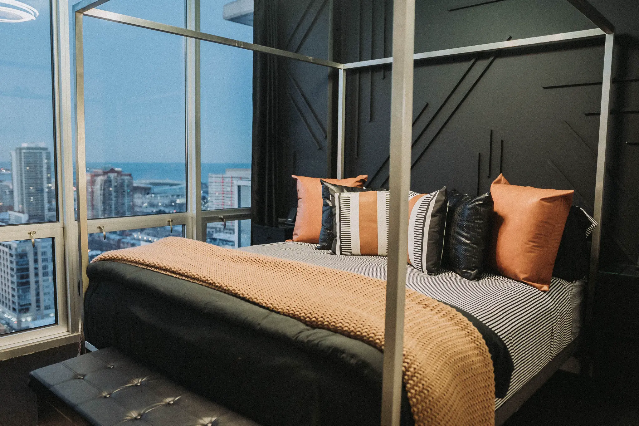 Maven Studio - Luxury Amenities